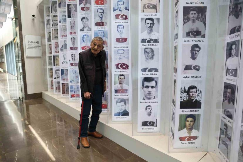 Fenerbahçe ve Türk futbolunun unutulmaz kalecilerinden Şükrü Ersoy hayatını kaybetti