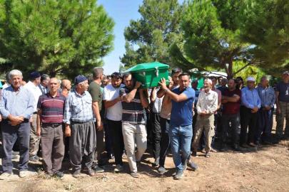Feribot faciasında hayatını kaybeden Şerif Özdemir, Mersin’de son yolculuğuna uğurlandı