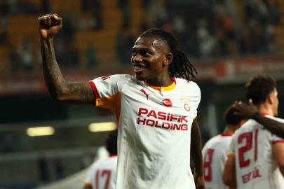Galatasaray kadrosunu 5 futbolcuyla güçlendirdi