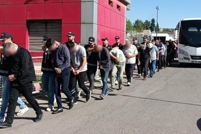 Gaziantep merkezli yasadışı döviz transferi operasyonunda 28 şüpheli adliyeye sevk edildi