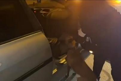 Gaziantep’te 2 araçta uyuşturucu hammaddesi ele geçirildi