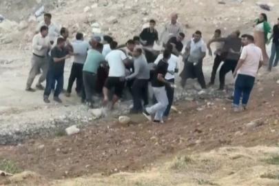 Gaziantep’te dehşete düşüren görüntüler: Araçla kalabalığın arasına daldı