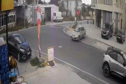 Geri manevra yaparken "DUR" tabelasına çarptı, öfkesini tabeladan çıkardı