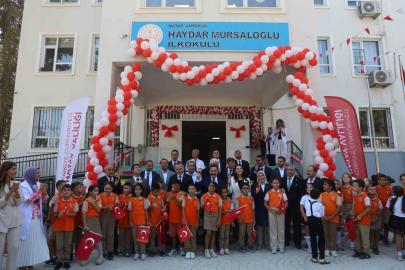 Hatay’da ilk ders zili çaldı, 360 bin öğrenci okullara döndü