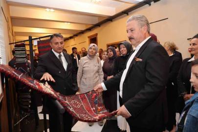 Heybeler, Sanat Melikgazi’de görücüye çıktı