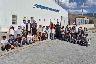 İlkokulu öğrencileri Oltu içme suyu arıtma tesisini inceledi
