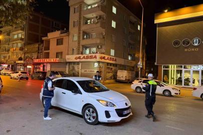 İnegöl’de polis kuş uçurtmadı, bin 412 kişi sorgulandı