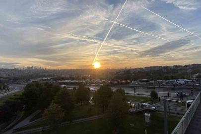 İstanbul’da muhteşem gün doğumu mest etti