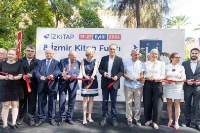İZKİTAP-8. İzmir Kitap Fuarı kapılarını açtı