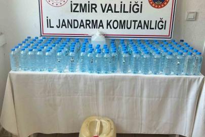 İzmir jandarmasından asayiş denetimi: Binlerce kişi sorgulandı, bin 85 litre etil alkol ele geçirildi