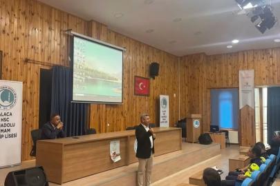 Jandarma ve polis ekiplerinden okul servisi sürücülerine eğitim