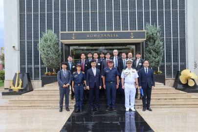 Japonya Parlamentosu milletvekilleri, İstanbul Tersanesi Komutanlığını ziyaret etti