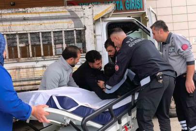 Kamyonetten düşen genç yaralandı