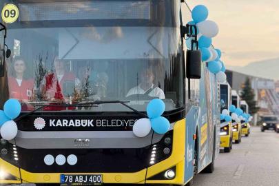Karabük Belediyesinin geleneksel sünnet şöleni renkli görüntülere sahne oldu