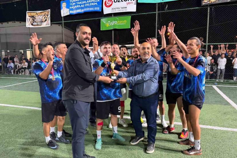 Karacören Futbol Turnuvası’nda şampiyon Dalama Spor oldu