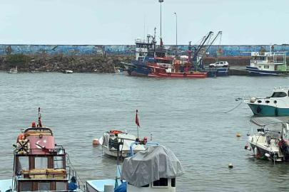 Karadeniz’de fırtına etkili oluyor