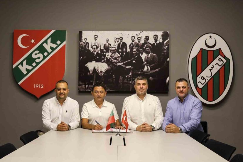 Karşıyaka’da Zafer Uysal dönemi resmen başladı