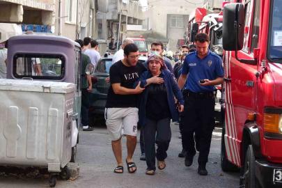 Kartal’da binada yangın paniği: 2 kişi dumandan etkilendi