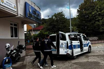 Kastamonu’da tartıştığı kişiyi bıçakla yaralayan şüpheli tutuklandı