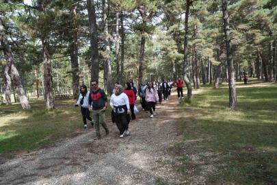 Kastamonu’da üniversite öğrencileri doğayla buluştu, şehrin doğal güzelliklerini tanıdı