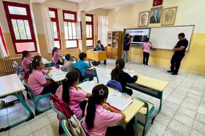Kaymakam Sözen, öğrenciler ve öğretmenlerle bir araya geldi