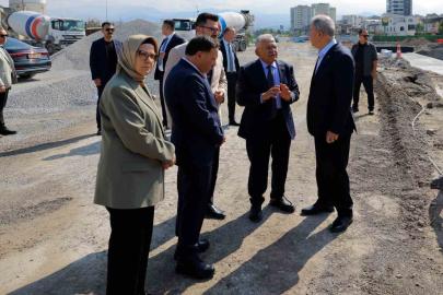 Kayseri protokolü, Kartal Katlı Kavşağı ile fosil müzesini inceledi