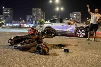 Kayseri’de otomobille çarpışan motosikletin sürücüsü yaralandı