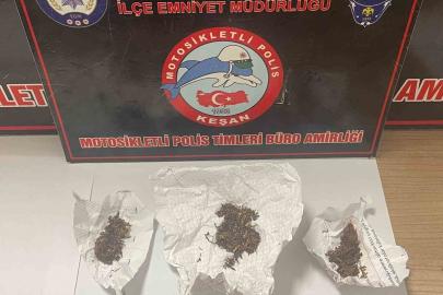 Keşan’da polisin durdurduğu 2 şüphelide uyuşturucu ele geçirildi