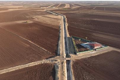 Kilis’te kış hazırlıkları kapsamında derivasyon kanalları temizleniyor
