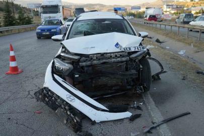 Kırıkkale’de otomobiller çarpıştı: 4 yaralı