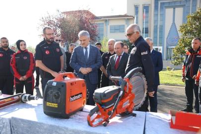 Kızılelma arama kurtarmaya malzeme desteği