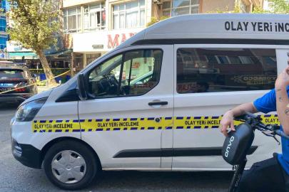 Küçükçekmece’de feci kaza: Su tankerinin altında kalan kadın hayatını kaybetti