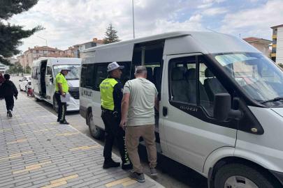 Kulu’da okul servisleri ve çevrelerine sıkı denetim