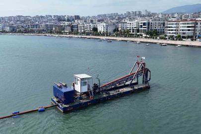 Kurupelit Yat Limanı’ndaki yosunlaşma ve koku problemine çözüm