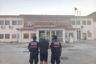 Kuşadası’nda uyuşturucu operasyonu: 3 gözaltı
