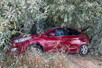 Malatya’da otomobil şarampole devrildi: 1 yaralı