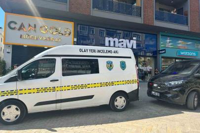 Maltepe’de kuyumcu sahibi dükkanında ölü bulundu
