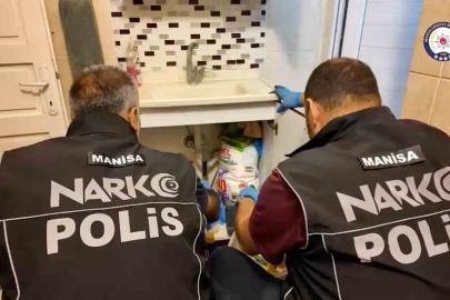 Manisa’da zehir tacirlerine operasyon: 20 kişi tutuklandı