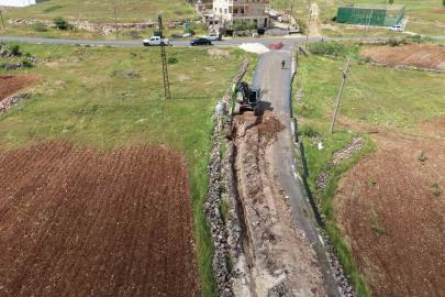 Mardin’de bir mahallede daha atık su döşeme çalışmalarını tamamladı