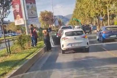 Menteşe’de 3 aracın karıştığı zincirleme kaza