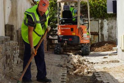 Menteşe’de fosseptik kokusuna karşı altyapı çalışması
