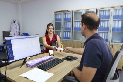 Mersin Büyükşehir Belediyesinden üniversitelilere 30 bin TL’ye kadar öğrenim yardımı