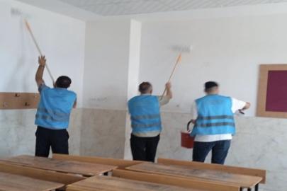 Mersin’de denetimli serbestlik yükümlülerinden 6 okulda bakım ve tadilat
