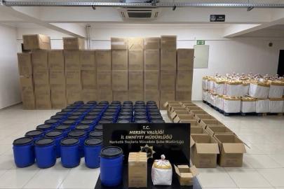 Mersin’de uyuşturucu operasyonu: 6 milyon boş kapsül ve 1 ton 250 kilo ham madde ele geçirildi