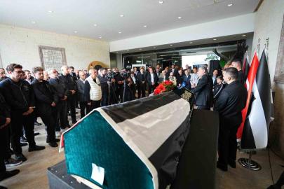 Metin Keçeli için Tüpraş Stadyumu’nda tören düzenlendi