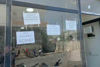Motosiklet tamir ustası, tamirhanede yarış muhabbetini ve küfrü cama astığı yazıyla yasakladı
