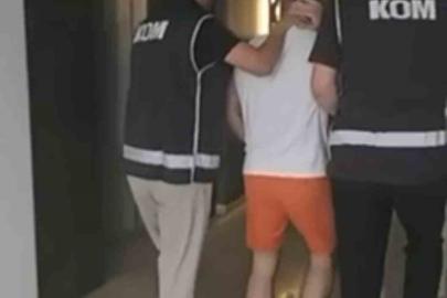 Nitelikli dolandırıcılıktan kırmızı bültenle aranan şüpheli Antalya’da yakalandı