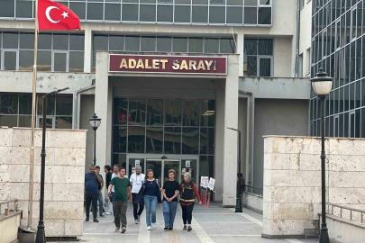 Okul saldırısı davasında tahliye olan saldırganın annesi Osmaniye’de yeniden tutuklandı