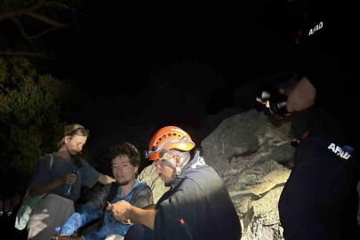 Ormanlık arazide kaybolan 2 Rus turisti AFAD ekipleri kurtardı