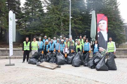 Osmangazi’de gönüllüler Uludağ için el ele verdi